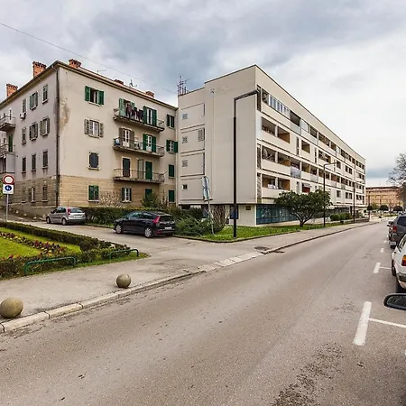 Forum 2Br Apartment In Old Town *