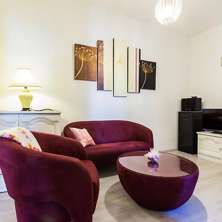 Forum 2Br Apartment In Old Town Zadar
