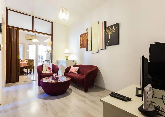 Apartment Forum 2Br Apartment In Old Town