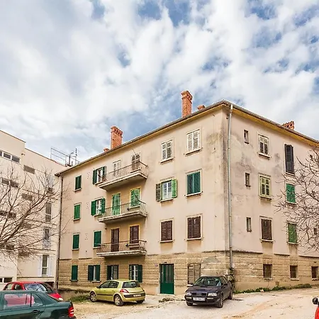 Forum 2br In Old Town Appartement Zadar