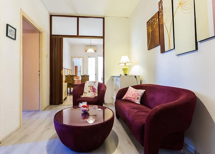 Forum 2Br Apartment In Old Town
